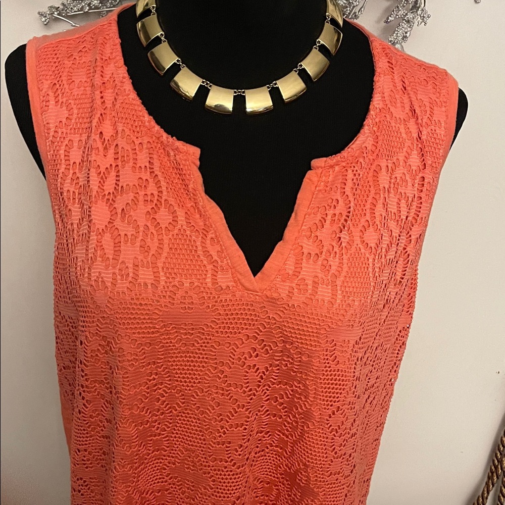 Liz Claiborne Coral Lace Sleeveless V-Notch Tank - Picture 2 of 7